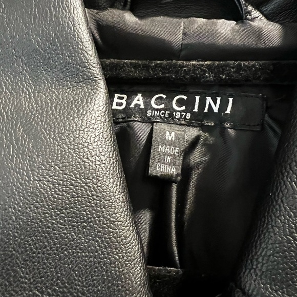 Black leather Women's Jacket with Teddy Bear white sleeves - Picture 2 of 3